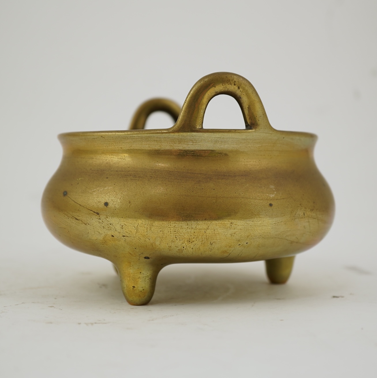 A Chinese bronze censer, ding, Xuande mark, 18th/19th century